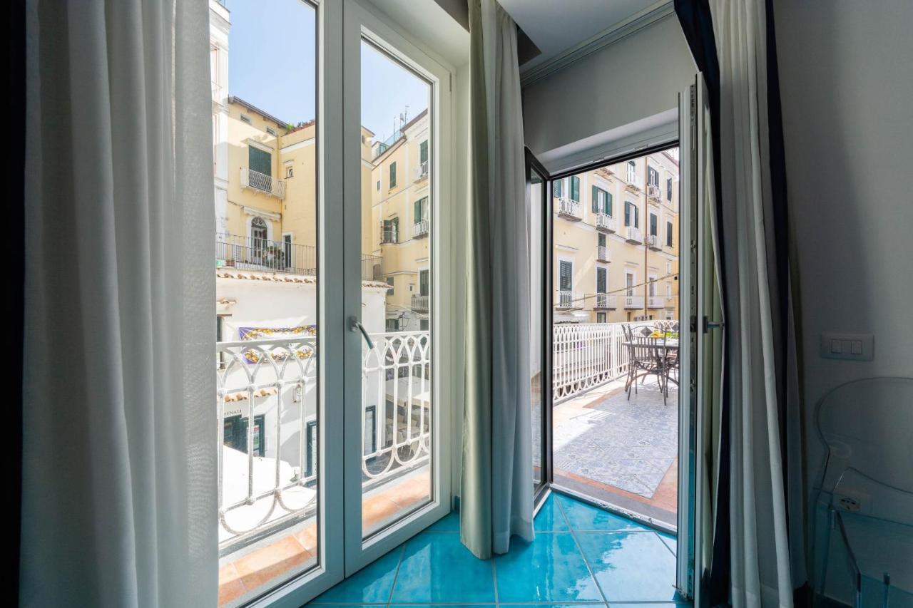 Ammore Apartment